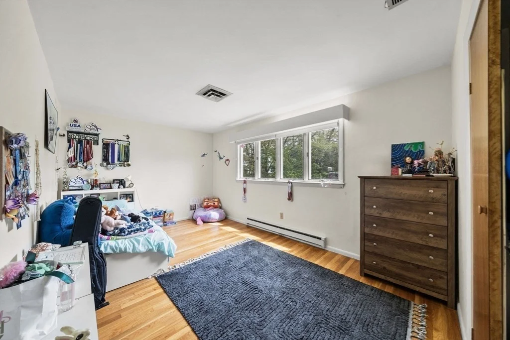 Photo of 1 Hemlock Dr