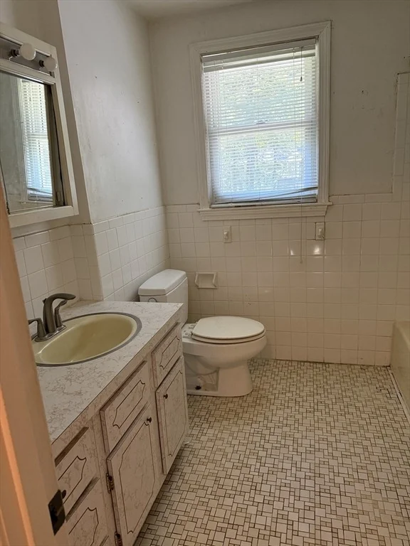 Photo of 17 Pondview Rd