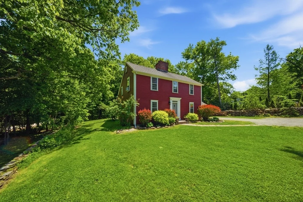Photo of 46 Willard Rd
