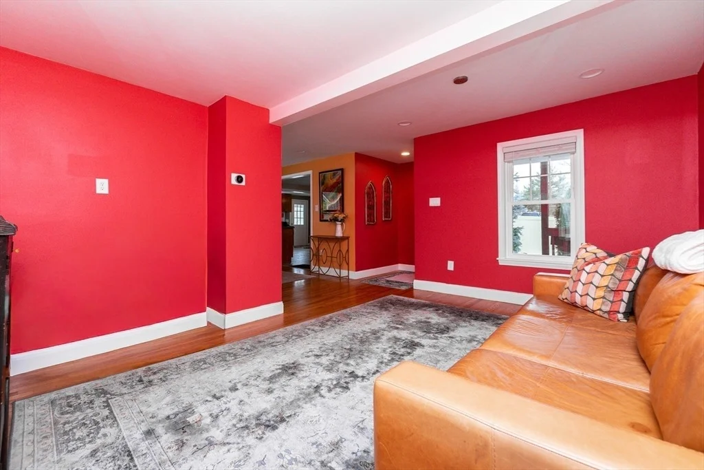 Photo of 91 Speen Street