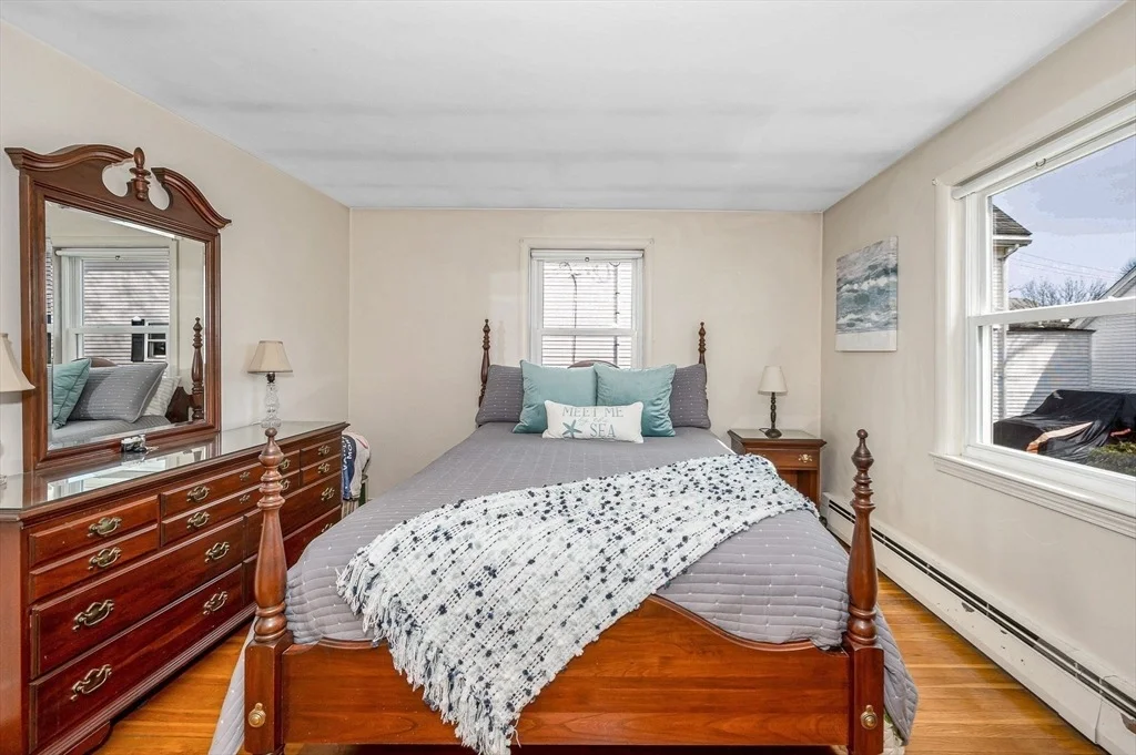 Photo of 49 Oak St