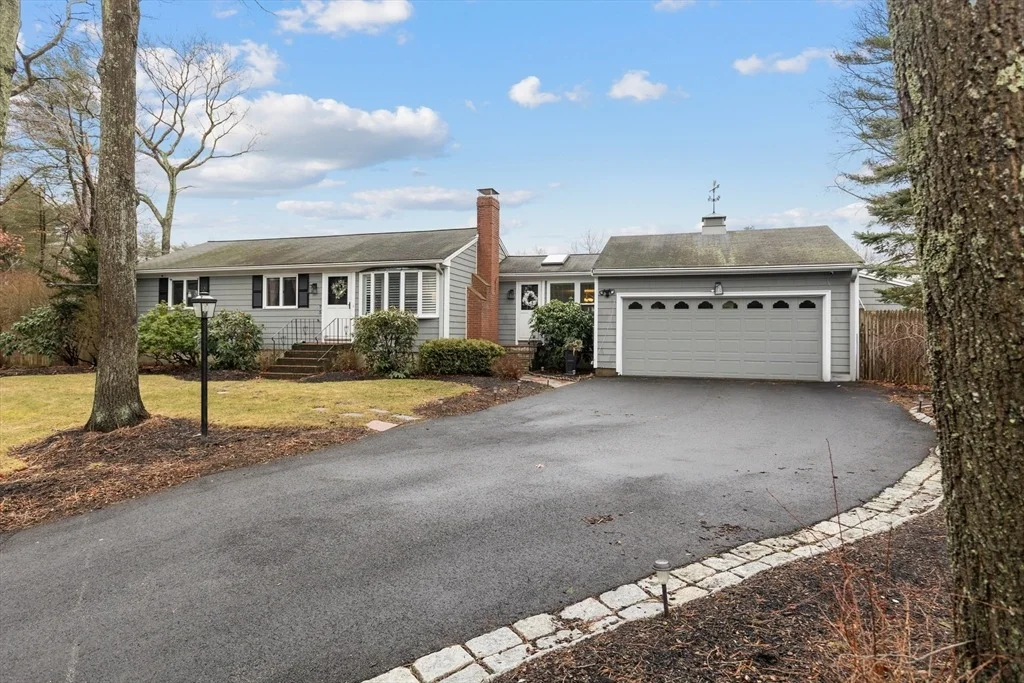 Photo of 75 Pine Haven Circle