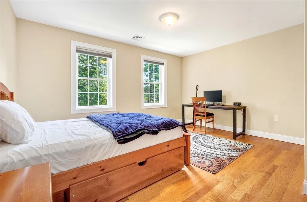 Photo of 245 High St