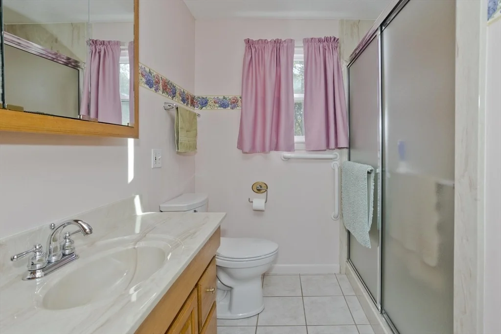 Photo of 68 7th Ave