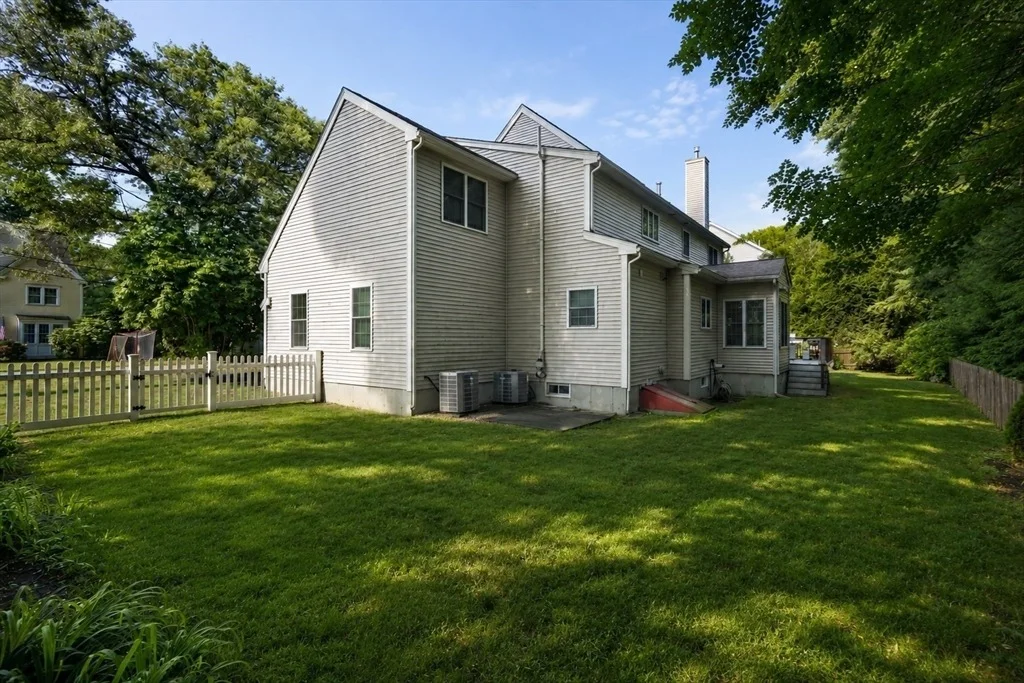 Photo of 11 Shadow Ln