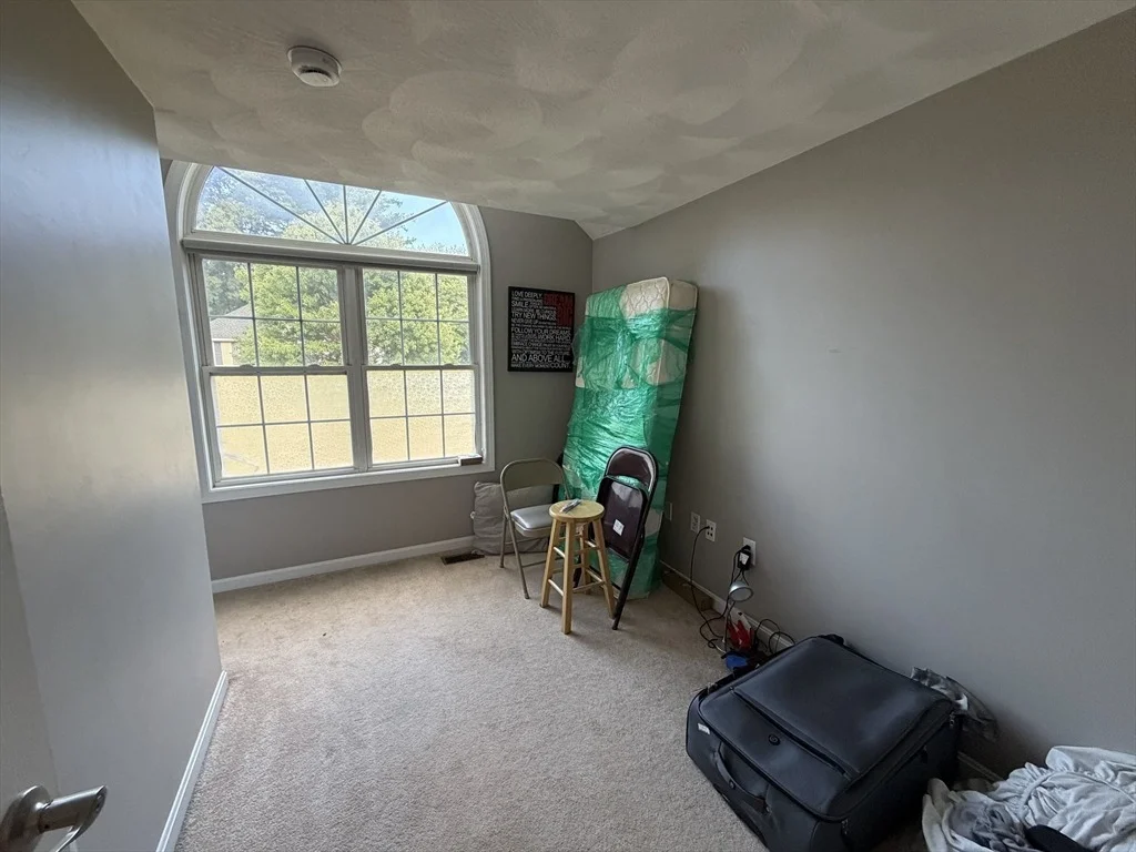Photo of 25 Winston Cir