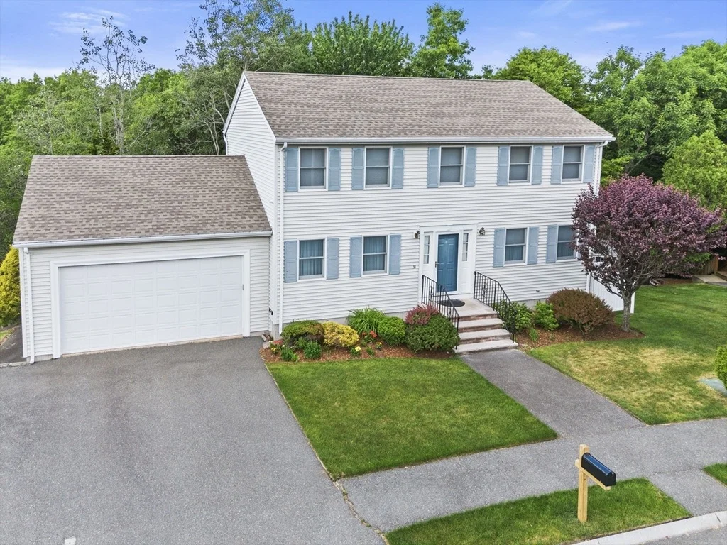 Photo of 31 Emerald Dr