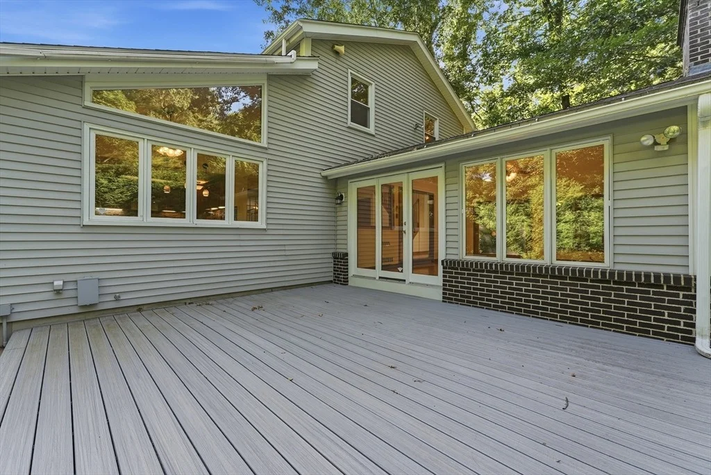 Photo of 291 Pochassic Road