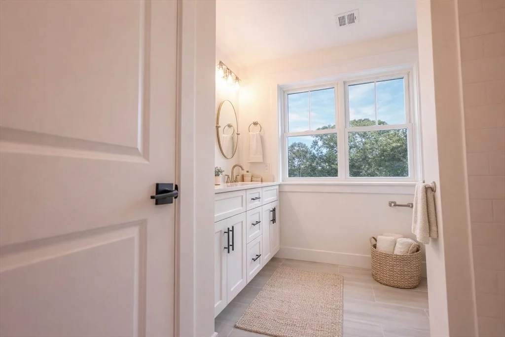 Photo of 15A Bellmore Road