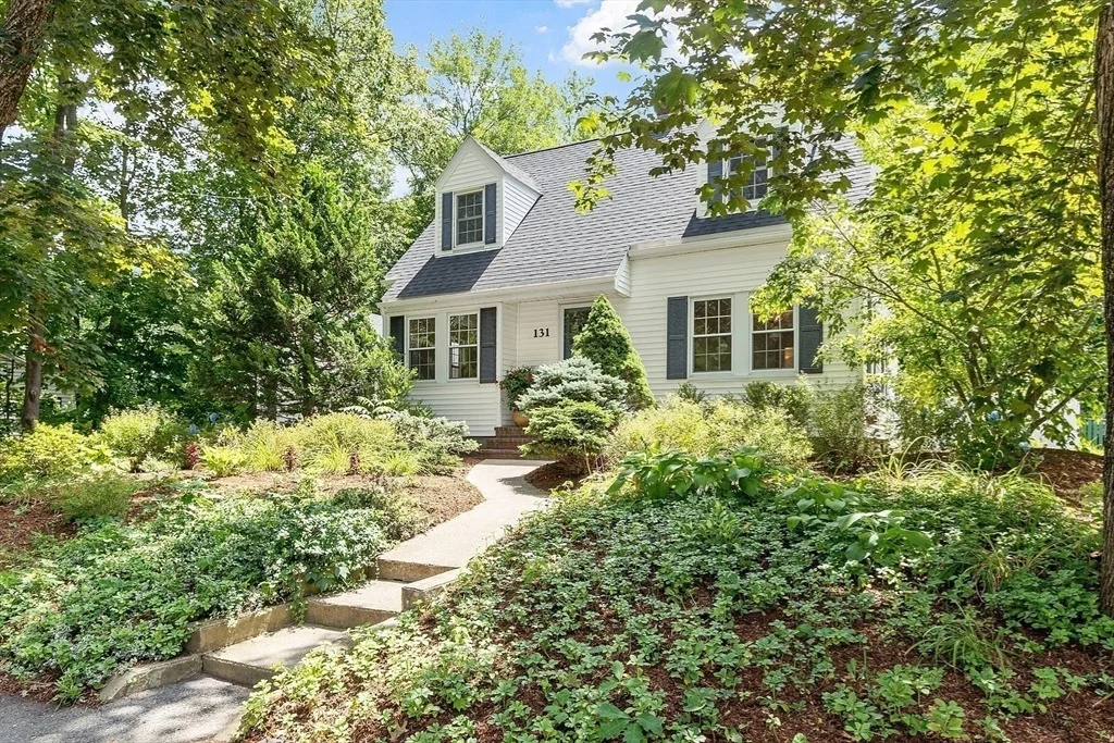 Photo of 131 Chestnut St