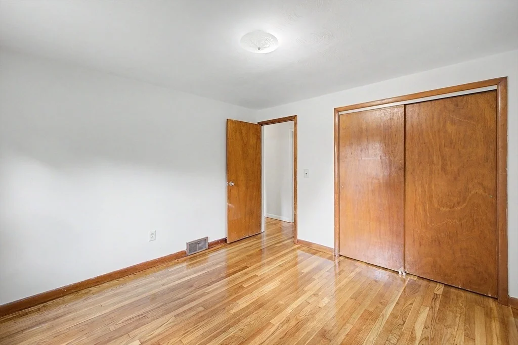 Photo of 9 Moss Rd