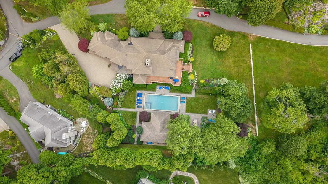 Photo of 1 Anchorage Ln