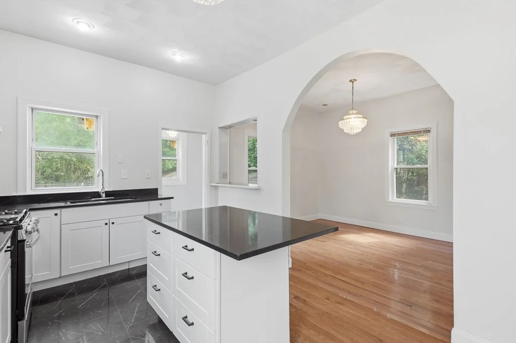 Photo of 222 Hamilton St