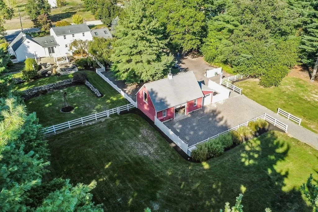 Photo of 7 Chris Dr