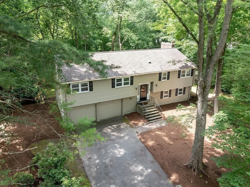 Photo of 14 Oxbow Rd