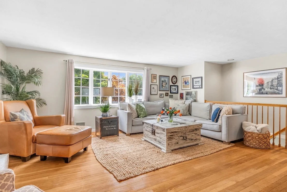 Photo of 32 Briarwood Rd