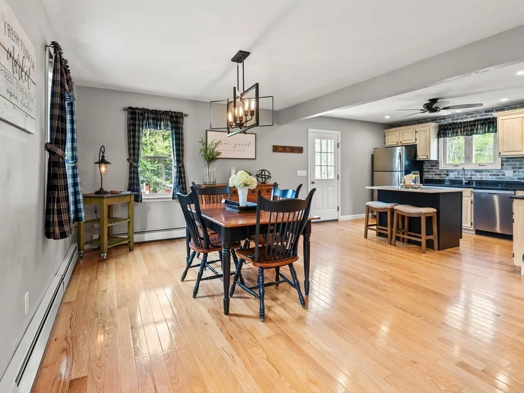 Photo of 6 Maple Lane