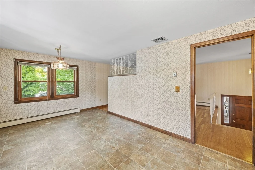 Photo of 152 Bridge St