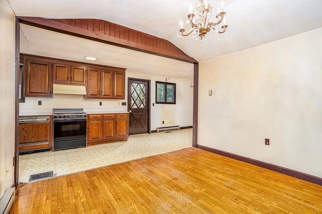 Photo of 6 Mountain View Avenue