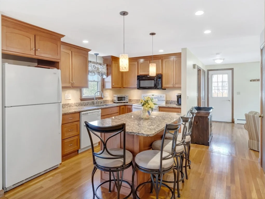 Photo of 15 Riverside Dr