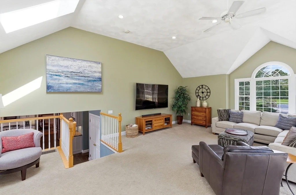 Photo of 1 Selfridge Rd