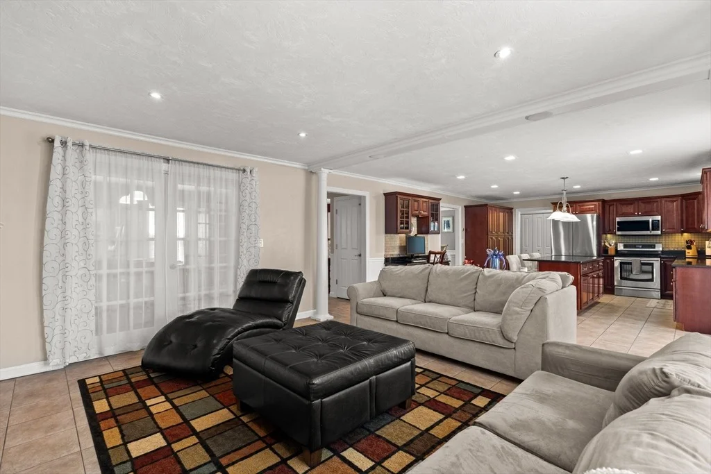 Photo of 27 Afonso Way