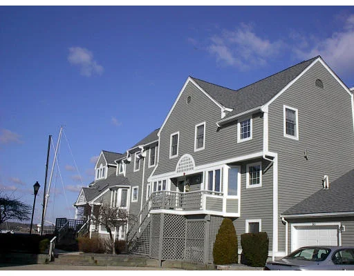 Photo of Unit 804 at 700 Shore Drive