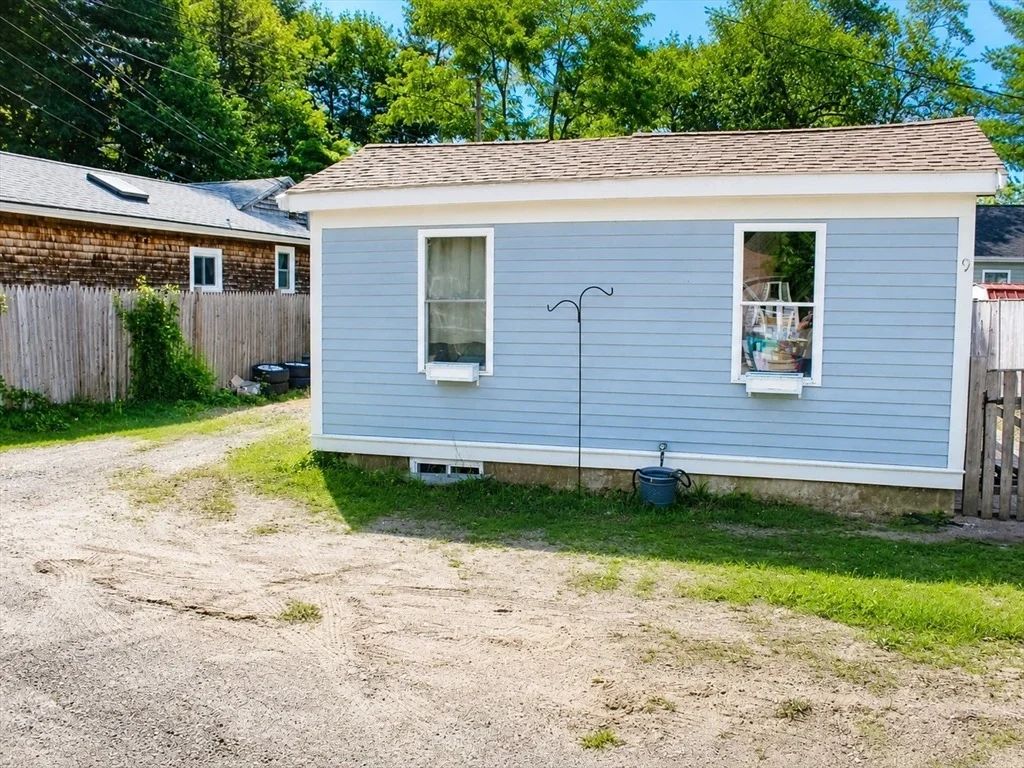 Photo of 9 Medina Dr