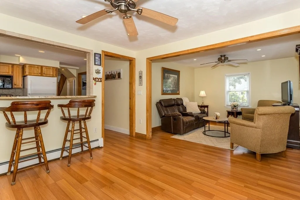 Photo of 10 Cedarcrest
