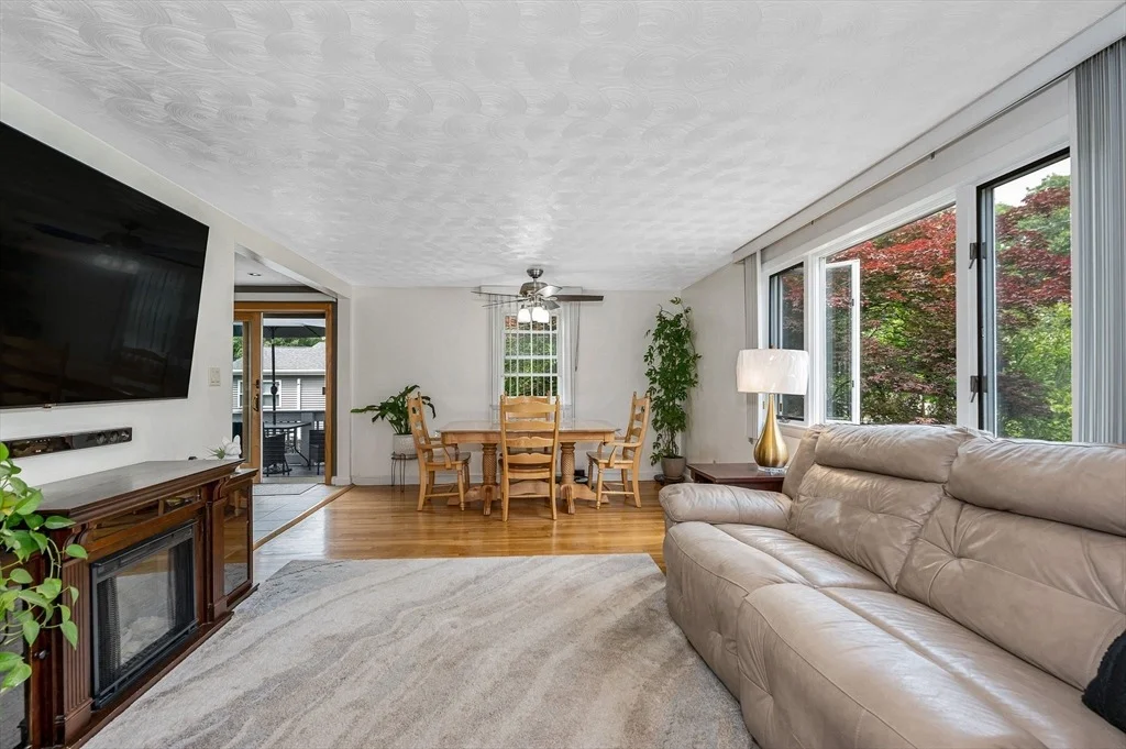 Photo of 41 Fairchild Ave