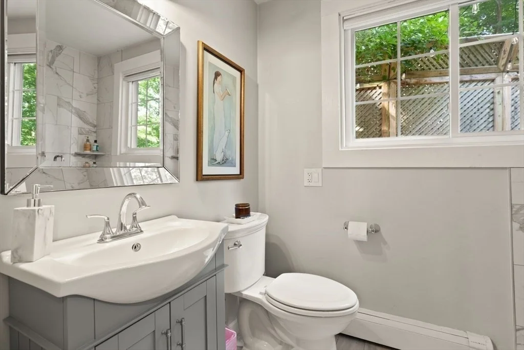Photo of 168 Ames St