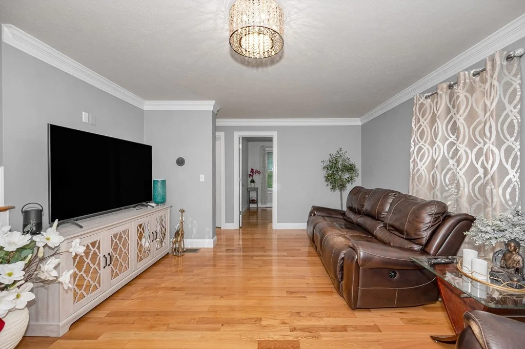 Photo of 61 Saddle Rd