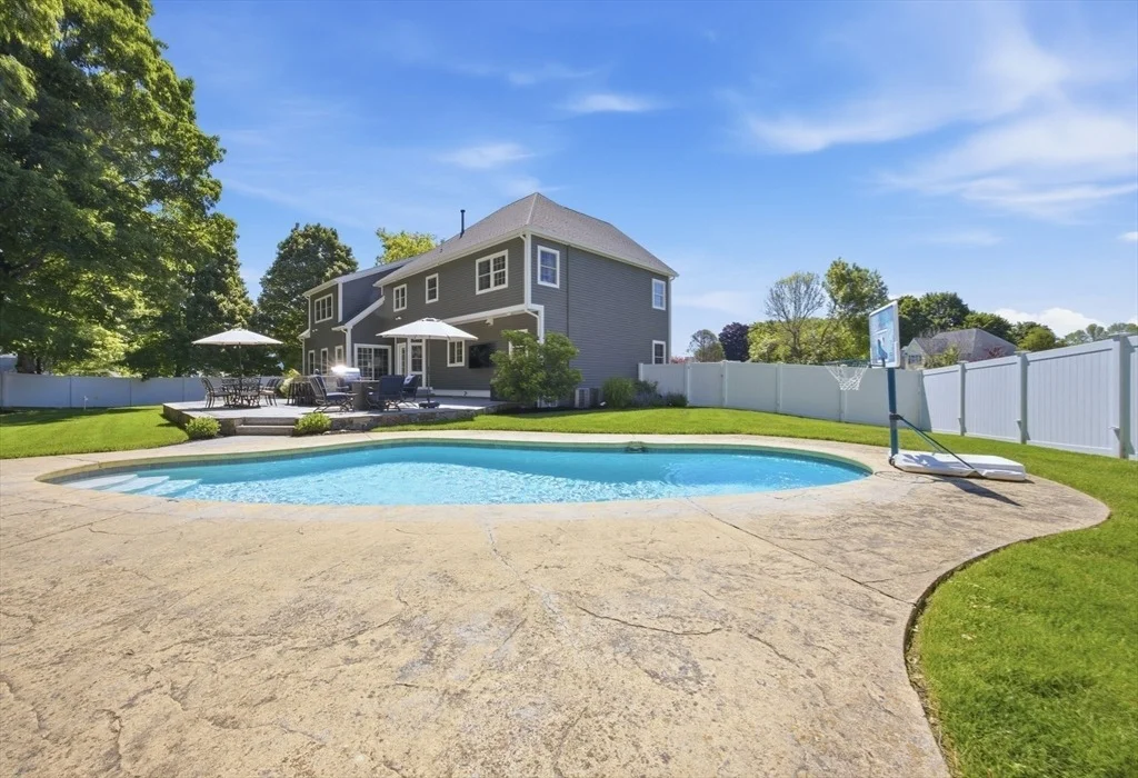 Photo of 3 Crossman Ln