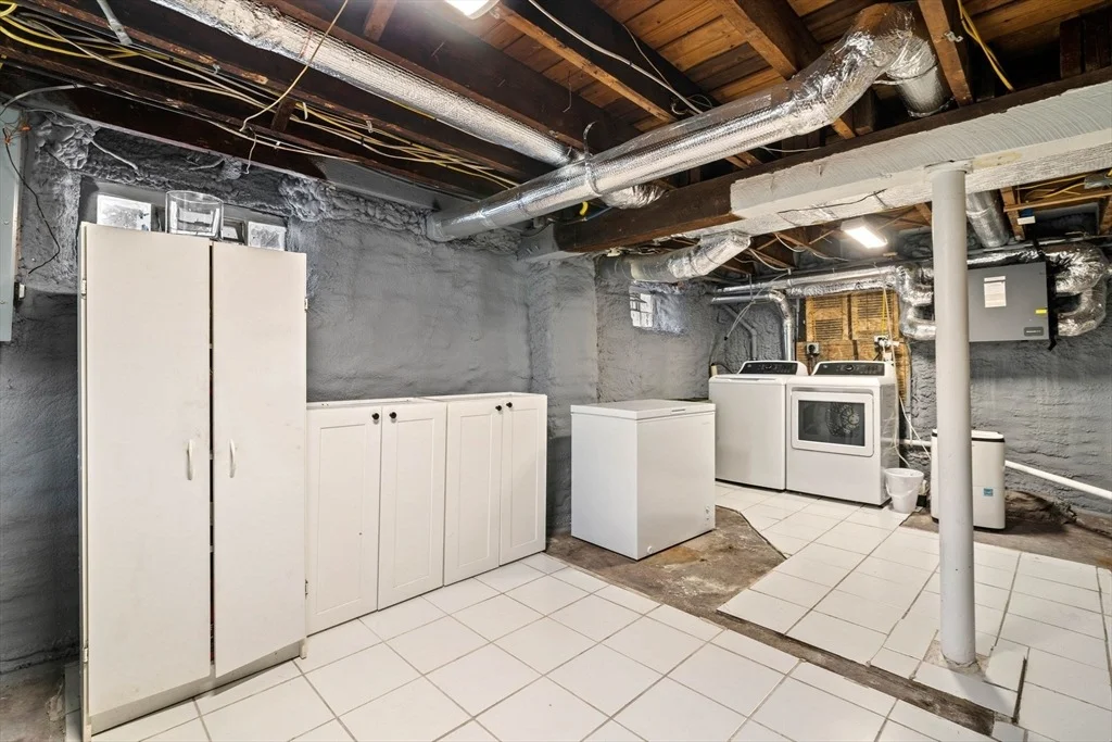 Photo of 76 Perkins St