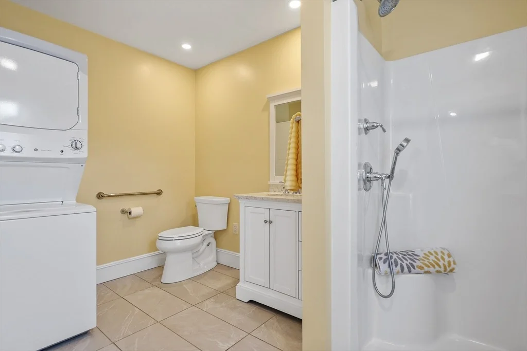 Photo of 13 Endicott St