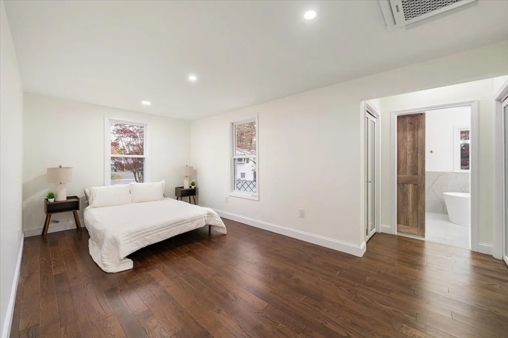 Photo of 5 Munroe Way