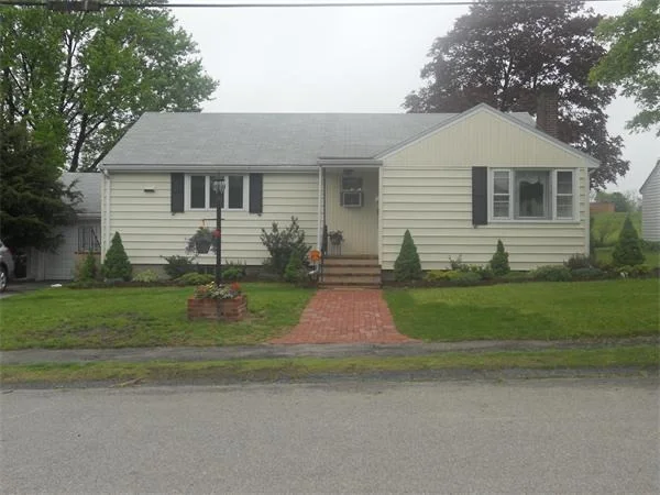 Photo of 16 Cindy Ln