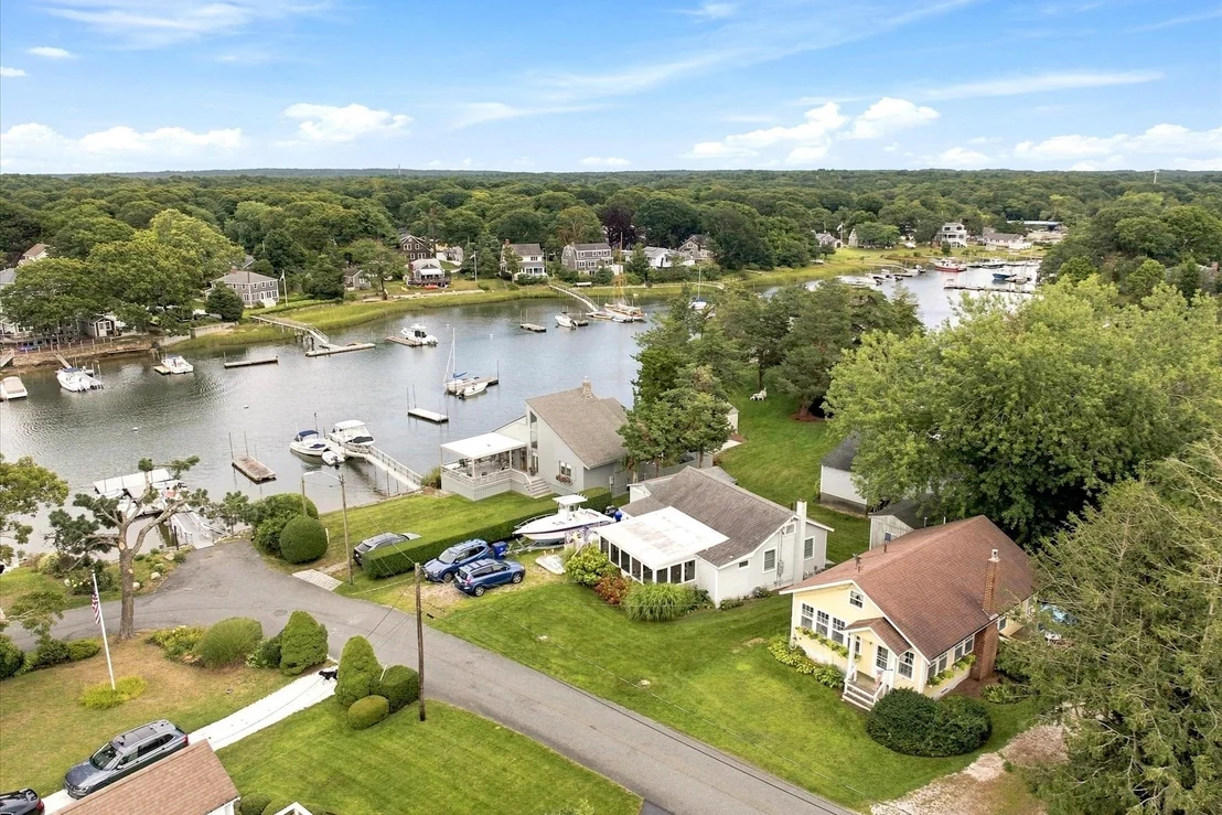 Photo of 50 Tide Way Road