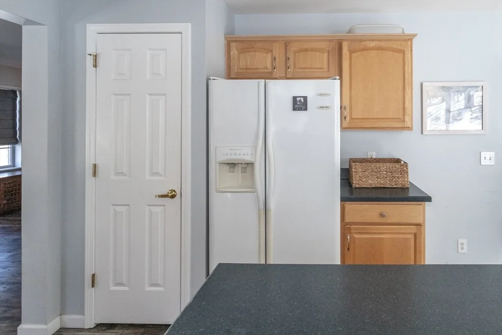 Photo of 497 Riverside Dr