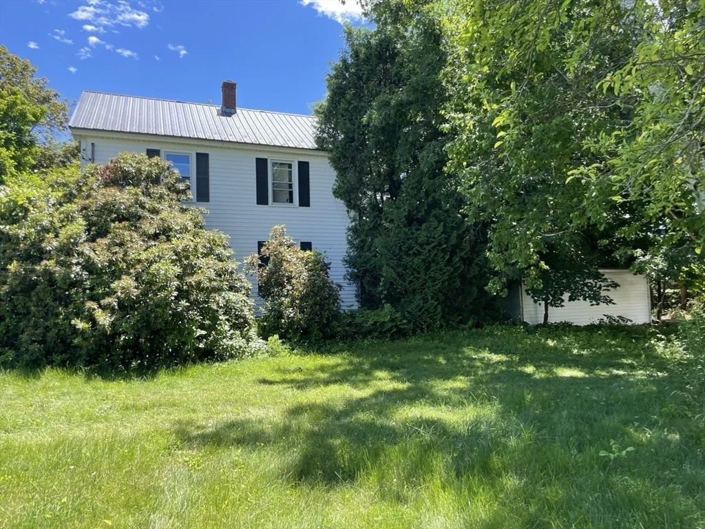 Photo of 239 River Road