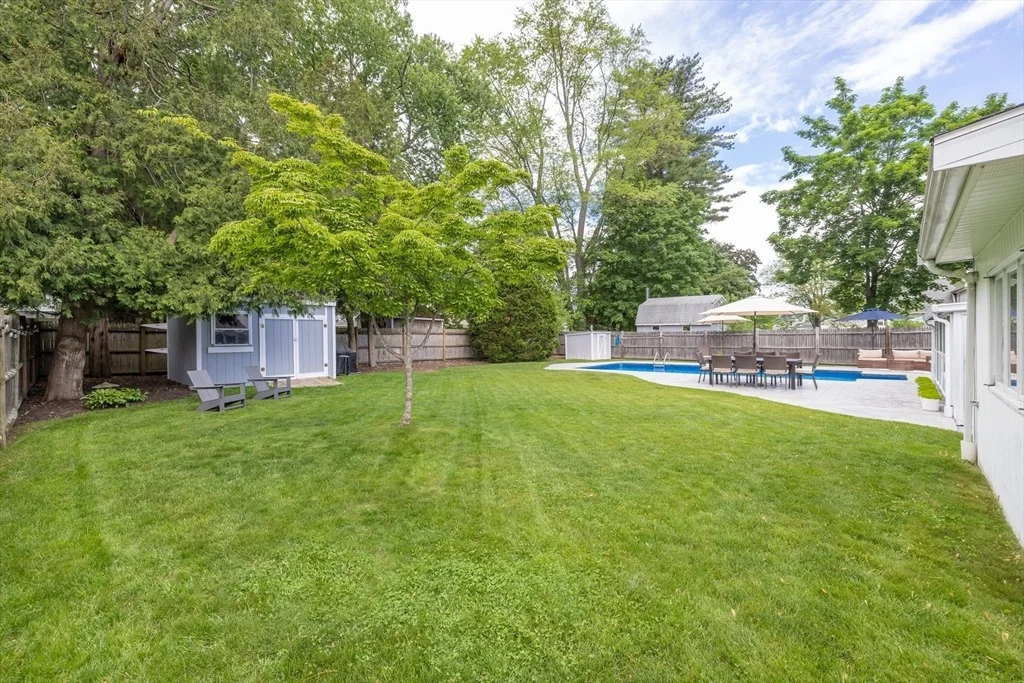 Photo of 14 Hardwick Rd