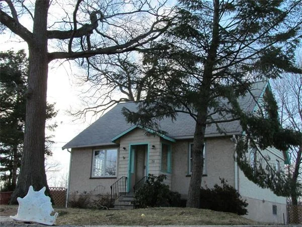 Photo of 26 Western Avenue