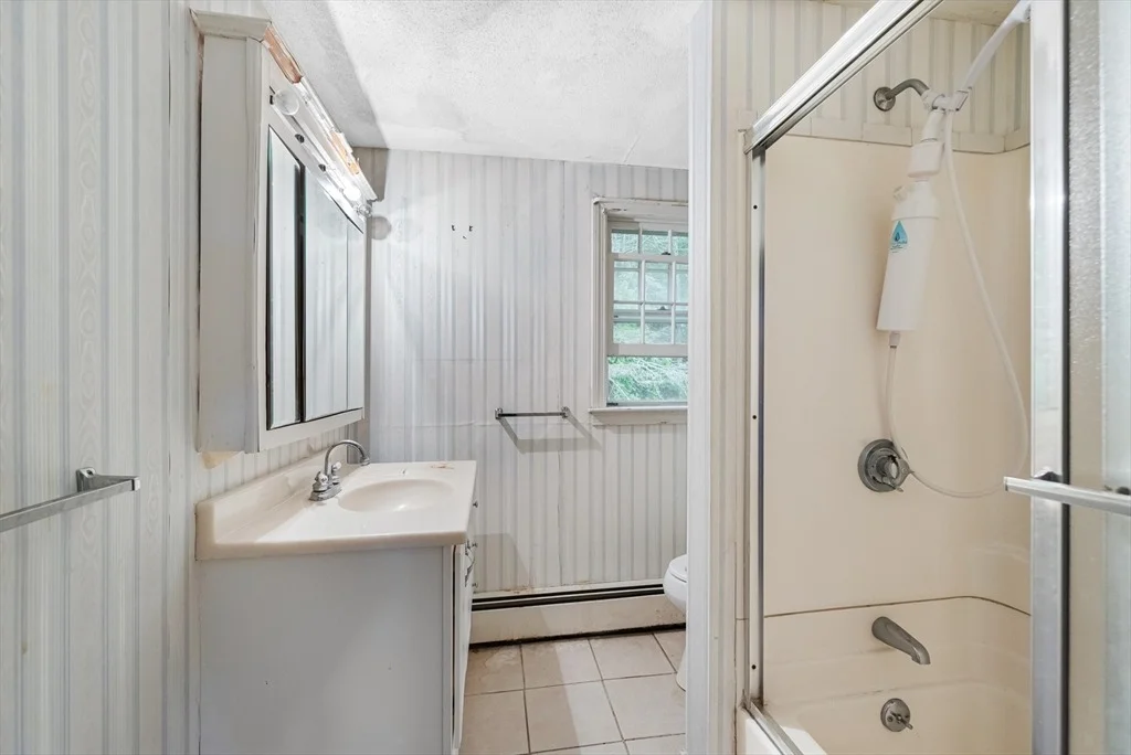 Photo of 166 Pine St
