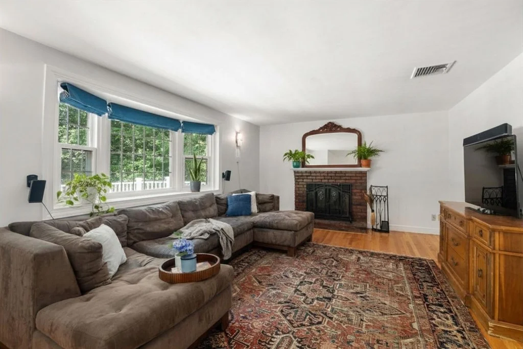 Photo of 258 Edgell Rd