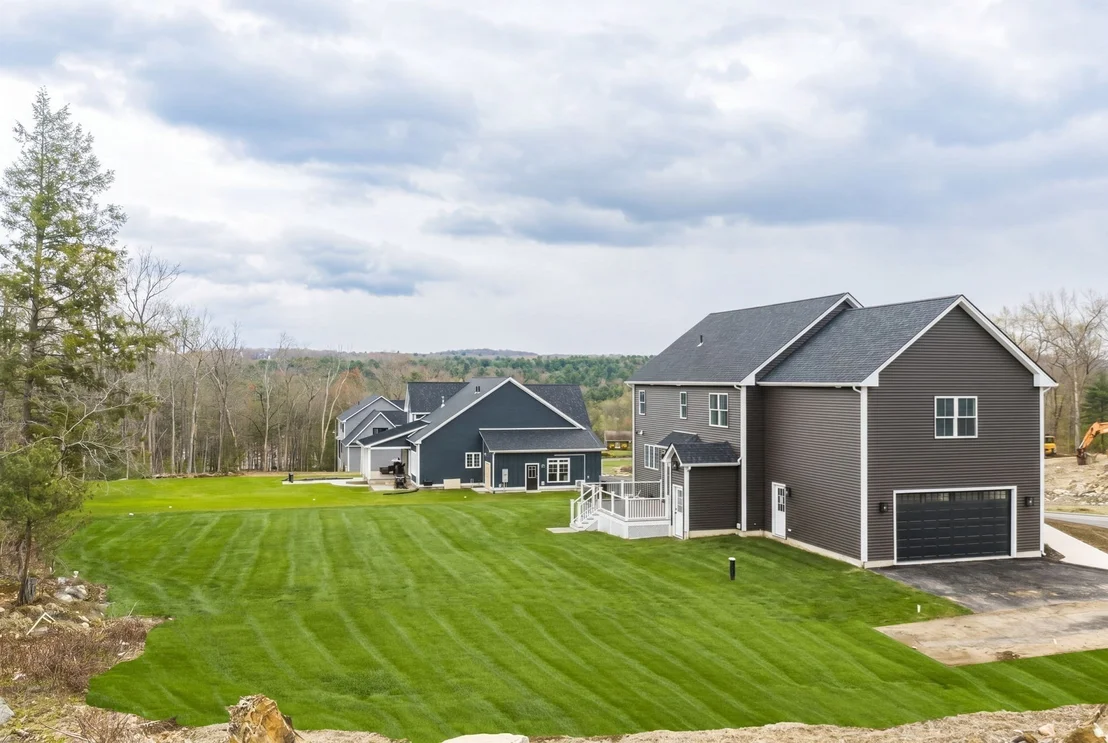 Photo of 44 Balsam Hill
