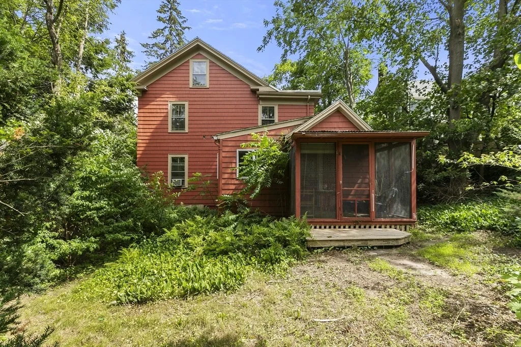 Photo of 31 Walnut Street