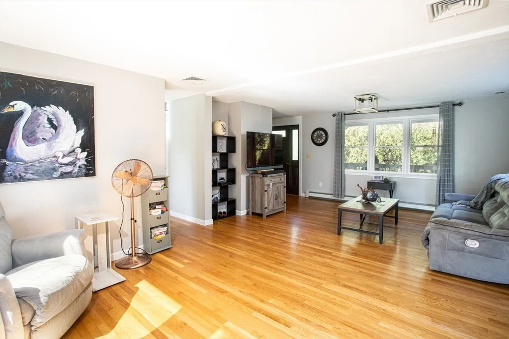 Photo of 14 Shady Ln