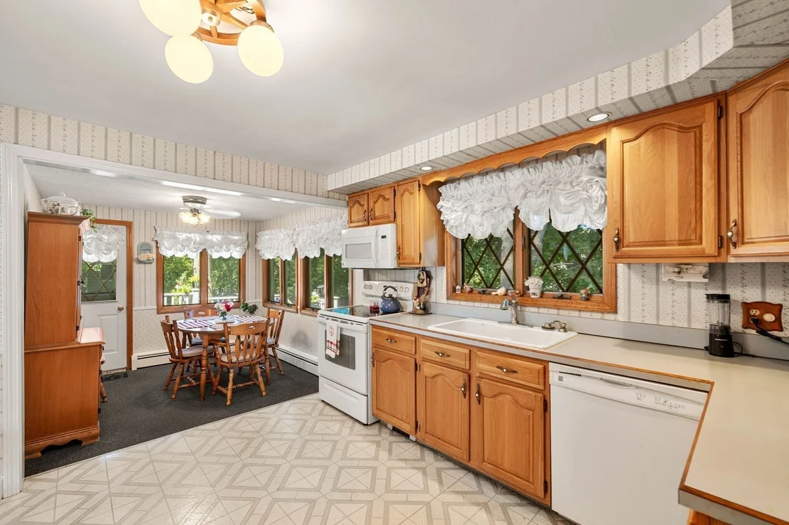 Photo of 28 Dambrosio Rd