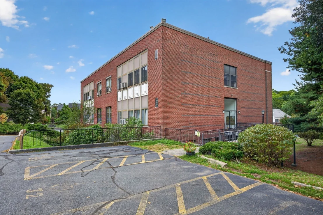 Photo of Unit 105 at 61 Wright