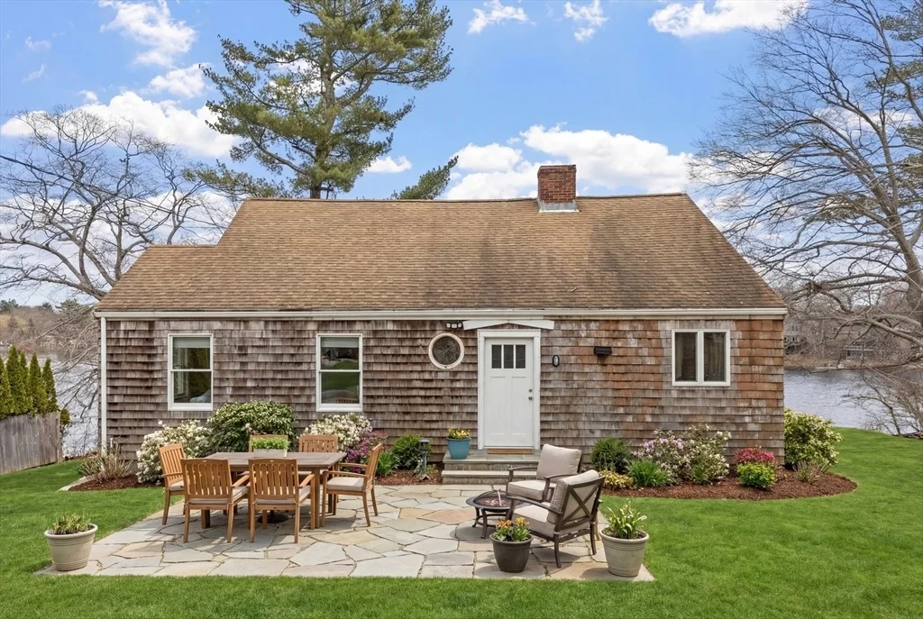 Photo of 224 Echo Cove Road